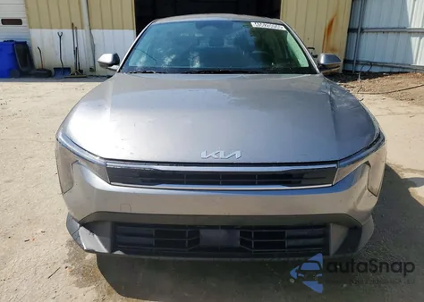 2025 Kia K4 Lxs from USA, damaged, VIN 3KPFT4DE6SE100774